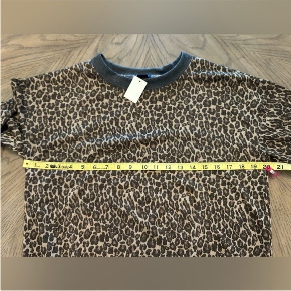 Splendid Leopard Print Lounge Set - Brown and Gray - Picture 5 of 8